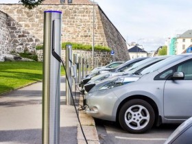 日本拟要求电动汽车明示电池衰减情况