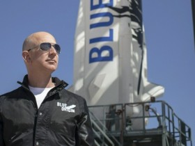 贝佐斯向美国国家航空航天博物馆捐赠2亿美元